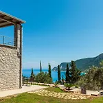 Mylos Mountain Villas- Giorgio Apartment *