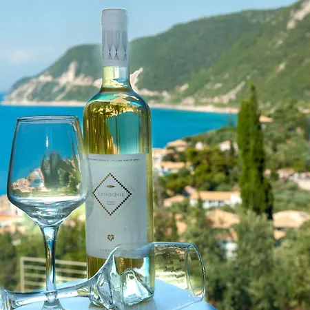 Mylos Mountain Villas- Giorgio Áyios Nikítas