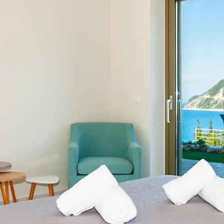 Mylos Mountain Villas- Giorgio Áyios Nikítas