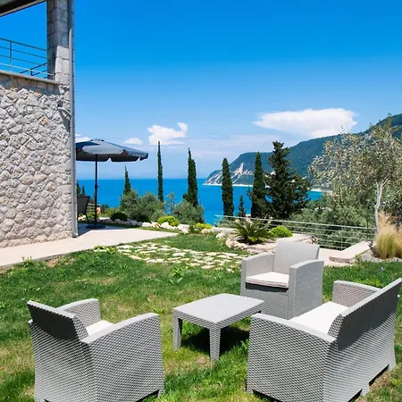 Mylos Mountain Villas- Giorgio * Áyios Nikítas